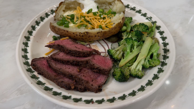 Mushroom Crusted Steak Potatoes & Broccoli